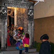 Load image into Gallery viewer, HunnmingRe 3 Pcs Halloween Cemetery Archway Halloween Cemetery Banners Halloween Gothic Outdoor Banners Halloween Sign Banner Decorations for Outdoor Halloween Party Supplies
