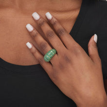 Load image into Gallery viewer, PalmBeach 10K Yellow Gold Genuine Green Jade Shrimp Style Ring Sizes 6-10 Size 7
