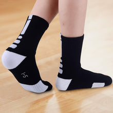 Load image into Gallery viewer, JHM Kids Athletic Sport Sockcs Team Cushioned Basketball Soccer Crew Socks For Ages 4 to 16
