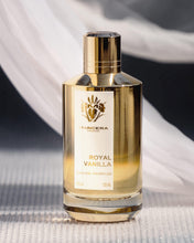Load image into Gallery viewer, Mancera Royal Vanilla for Unisex - 4 oz EDP Spray
