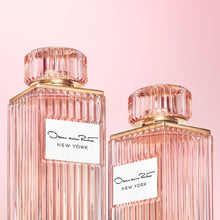 Load image into Gallery viewer, Oscar de la Renta New York Eau de Parfum 3 Piece Gift Set for Women - Perfume Spray 3.4 Fl. Oz, &amp; 1.0 Fl. Oz., and Body Lotion 3.4 Fl. Oz.
