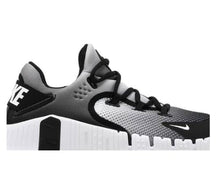 Load image into Gallery viewer, Nike Womens Free Metcon 4 Womens Training Shoe DJ3071-101 White/Black Size 9.5
