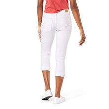 Load image into Gallery viewer, Signature by Levi Strauss &amp; Co. Gold Label Women's Size Mid-Rise Slim Fit Capris (Standard and Plus), White Dove, 16
