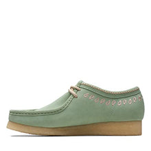 Load image into Gallery viewer, Clarks Mens Originals IconWallabee Green Embroidery | 26172073
