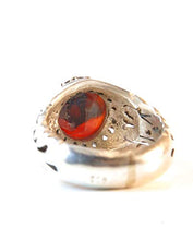 Load image into Gallery viewer, Yemeni Aqeeq Ring Men | Dark Red Kabadi Aqeeq | AlAliGems | Silver Ring Size 10
