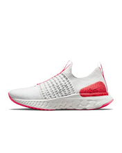 Load image into Gallery viewer, Nike Women's React Phantom Run Flyknit 2 Running Shoes
