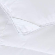 Load image into Gallery viewer, D &amp; G THE DUCK AND GOOSE CO All-Season Quilted Comforter Queen Size, Light Weight Duvet Insert from 233T Peach Skin Fabric &amp;350gsm Down Alternative Fiber, Hotel Quality &amp; Machine Washable
