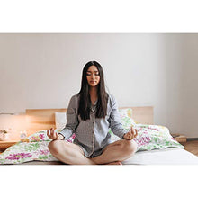 Load image into Gallery viewer, Comfort Spaces Reversible Quilt Set-Vermicelli Stitching Design All Season, Lightweight, Coverlet Bedspread Bedding, Matching Shams, Full/Queen(90"x90") Marlene, Daisies Green 3 Piece
