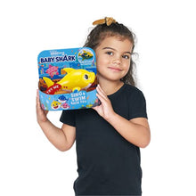 Load image into Gallery viewer, Baby Shark Sing &amp; Swim Bath Toy 3-Pack
