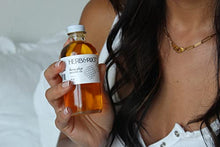 Load image into Gallery viewer, Herb &amp; Root Honey Flavored Massage Oil, Natural, Edible Delicious, Premium Grade Massage Therapy Oil Blend
