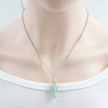 Load image into Gallery viewer, Natural Aventurine Gemstone Pendant Necklace Healing Crystal Reiki Chakra Gem Stones 18 Inch (1pc) Women Girls Men Gifts GGP-E8
