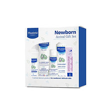 Load image into Gallery viewer, Mustela Newborn Arrival Gift Set - Baby Skincare &amp; Bath Time Essentials - Natural &amp; Plant Based - 5 Items Set
