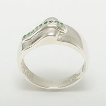 Load image into Gallery viewer, 925 Sterling Silver Natural Emerald Mens Wedding Band Ring - Size 7.75
