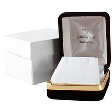 Load image into Gallery viewer, Galaxy Gold 14k14 White Gold Heart-Shaped Natural Peridot Pendant Necklace
