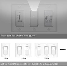 Load image into Gallery viewer, SOZULAMP 3 Way Light Switch with Night Light-Easy to Install-No Neutral Required,Illuminated Decora Paddle White Wall 3 Way Switch with Light Sensor,15 Amp 110V,Residential Grade(4Pack,Dayligh LED)
