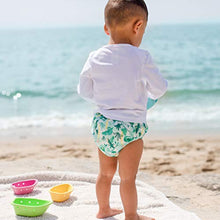 Load image into Gallery viewer, green sprouts Sprout Ware Floating Boats made from Plants (4 boats) | Encourages whole learning the healthy &amp; natural way | Encourages water play &amp; swimming, Fun for bath, pool, water, &amp; sand
