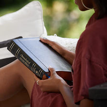 Load image into Gallery viewer, NIV, Chronological Study Bible, Leathersoft, Black, Comfort Print: Holy Bible, New International Version
