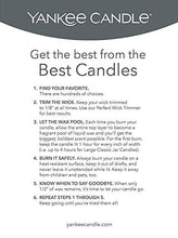 Load image into Gallery viewer, Yankee Candle Meadow Showers 22-Ounce Jar Candle, Large by Yankee Candle
