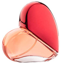 Load image into Gallery viewer, Girls Perfume Body Mist Fragrance Gift Set - Recommended for Young Girls, Tweens and Pre-Teens - 4 Heart Shape Bottles - CRUSH Fashion Collection
