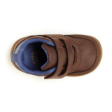 Load image into Gallery viewer, Stride Rite 360 Boy's Keaton Sneaker, Brown, 6M
