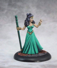 Load image into Gallery viewer, RPR03563 Tinley the Female Wizard by Reaper Miniature
