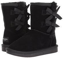 Load image into Gallery viewer, Koolaburra by UGG Girls' Victoria Short Fashion Boot, Black, 02 Youth US Little Kid
