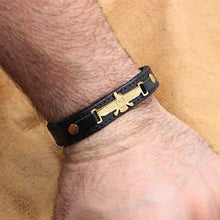 Load image into Gallery viewer, Unisex Persian Farsi Farvahar Faravahar Bracelet Gift Art
