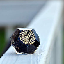 Load image into Gallery viewer, Orgonite Crystal – Black Tourmaline Emf Protection Orgone energy Generator- Flower of Life Orgonite Dodecahedron Healing Crystal for – Mood Swing Boost Immune System Chakra Balance
