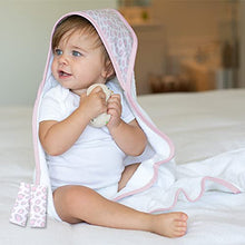 Load image into Gallery viewer, The Peanutshell Hooded Bath Towel and Wash Cloth Set for Baby Girls - 23 Piece Gift Set - Pink Floral &amp; Cheetah Print
