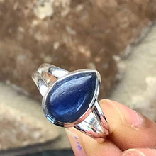 Load image into Gallery viewer, Natural Cabochan Royal Blue Kyanite 925 Solid Sterling Silver Engagement Ring Size 7.25, 8.5
