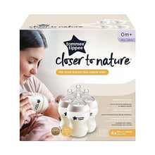 Load image into Gallery viewer, Tommee Tippee Closer To Nature Baby Bottles Slow Flow Breast-Like Nipple With Anti-Colic Valve (9oz, 4 Count)
