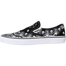 Load image into Gallery viewer, Vans Men's Classic Slip On, (Bandana) Black/True White, Size 8
