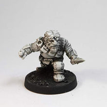Load image into Gallery viewer, Stonehaven Miniatures Male Dwarven Rogue Miniature Figure, 100% Pewter Metal - 32mm Tall - (for 28mm Scale Table Top War Games) - Made in USA
