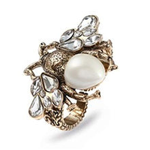Load image into Gallery viewer, AILUOR Fashion Enamel Bumblebee Bee Rings, Vintage Alloy Pearl Crystal Rhinestone Natural Insect Bee Animal Rings Jewelry Women Girl (White)
