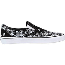 Load image into Gallery viewer, Vans Men's Classic Slip On, (Bandana) Black/True White, Size 8
