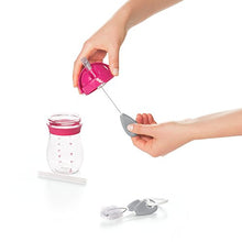 Load image into Gallery viewer, OXO Tot Cleaning Set for Straw &amp; Sippy Cup, Gray
