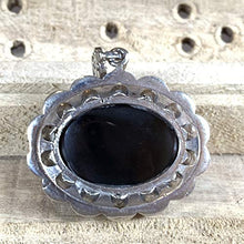 Load image into Gallery viewer, Black Akik Pendant for men and women | S925K | Jazaa Black Yemeni Aqeeq Stone Pendant | Jazaa Black Aqeeq Yemeni | AlAliGems
