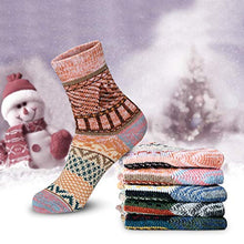 Load image into Gallery viewer, Women Winter Socks 5 Pairs Cotton Thick Knit Vintage Soft Cozy Casual Fuzzy Crew Socks Gifts
