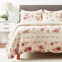 Load image into Gallery viewer, Greenland Home Antique Rose Full/Queen Quilt Set
