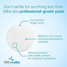 Load image into Gallery viewer, Glycolic Acid 20% Resurfacing Pads for Face &amp; Body with Vitamins B5, C &amp; E, Green Tea, Calendula, Allantoin - Exfoliates Surface Skin and Reduces Fine Lines and Wrinkles - Peel Pads
