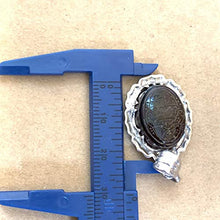 Load image into Gallery viewer, Black Akik Pendant for men and women | S925K | Jazaa Black Yemeni Aqeeq Stone Pendant | Jazaa Black Aqeeq Yemeni | AlAliGems
