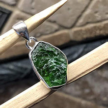 Load image into Gallery viewer, Natural Chrome Diopside 925 Sterling Silver Pendant 30mm
