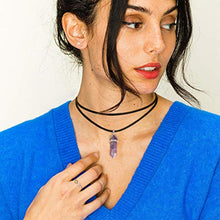 Load image into Gallery viewer, Aobei 5PCS Hexagonal Gemstone Pointed Reiki Chakra Pendant Necklace Gneuine Leather Choker for Women 14''
