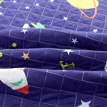 Load image into Gallery viewer, 3 Pcs Kids Space Quilt Summer Bedspreads Full/Queen Size Galaxy Coverlet Set,Cute Spaceship Plane Numbers Planet Bed Cover Lightweight Kids Universe Blanket Galaxy Bedding for Teens Boys-Purple
