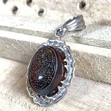 Load image into Gallery viewer, Black Akik Pendant for men and women | S925K | Jazaa Black Yemeni Aqeeq Stone Pendant | Jazaa Black Aqeeq Yemeni | AlAliGems
