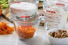 Load image into Gallery viewer, Pyrex Glass Measuring Cup Set (3-Piece, Microwave and Oven Safe),Clear
