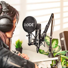 Load image into Gallery viewer, Rode NT1KIT Cardioid Condenser Microphone Package
