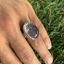 Load image into Gallery viewer, Dur e Najaf Ring Silver | خاتم در النجف الاصلي | AlAliGems | Genuine Dur E Najaf Stone Ring | Engraved Wain yakadu allatheena kafaroo Size 11
