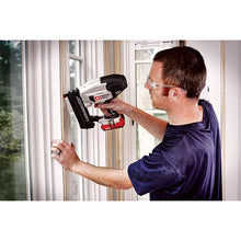Load image into Gallery viewer, PORTER-CABLE 20V MAX Cordless Brad Nailer Kit, 18GA (PCC790LA)
