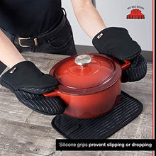 Load image into Gallery viewer, Big Red House Mini Oven Mitts, Made with Recycled Cotton Infill, 480 F Heat Resistant, 1 Pair Black
